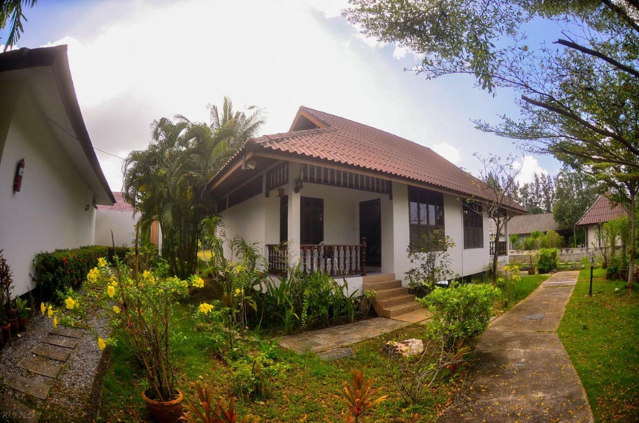 Chaiyo Resort Phuket Exteriör bild